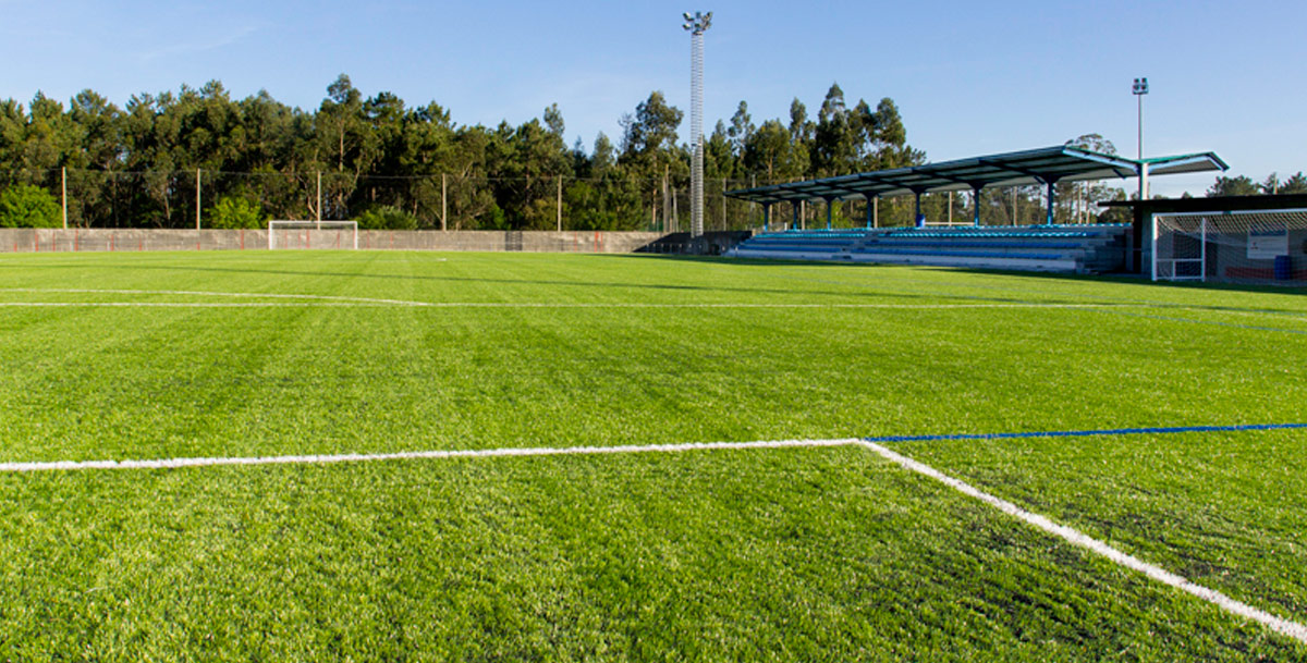oziona campo de fútbol en Vista Alegre (Boiro)